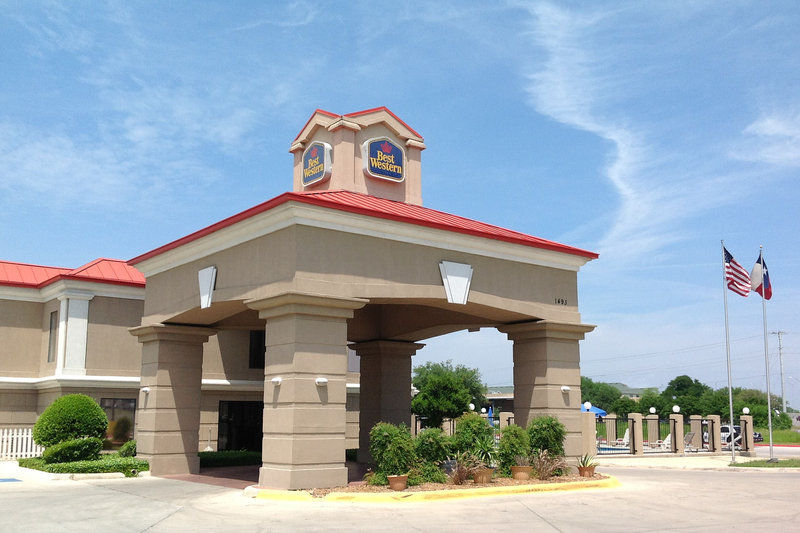 Best Western Inn & Suites Ню Браунфелс Екстериор снимка